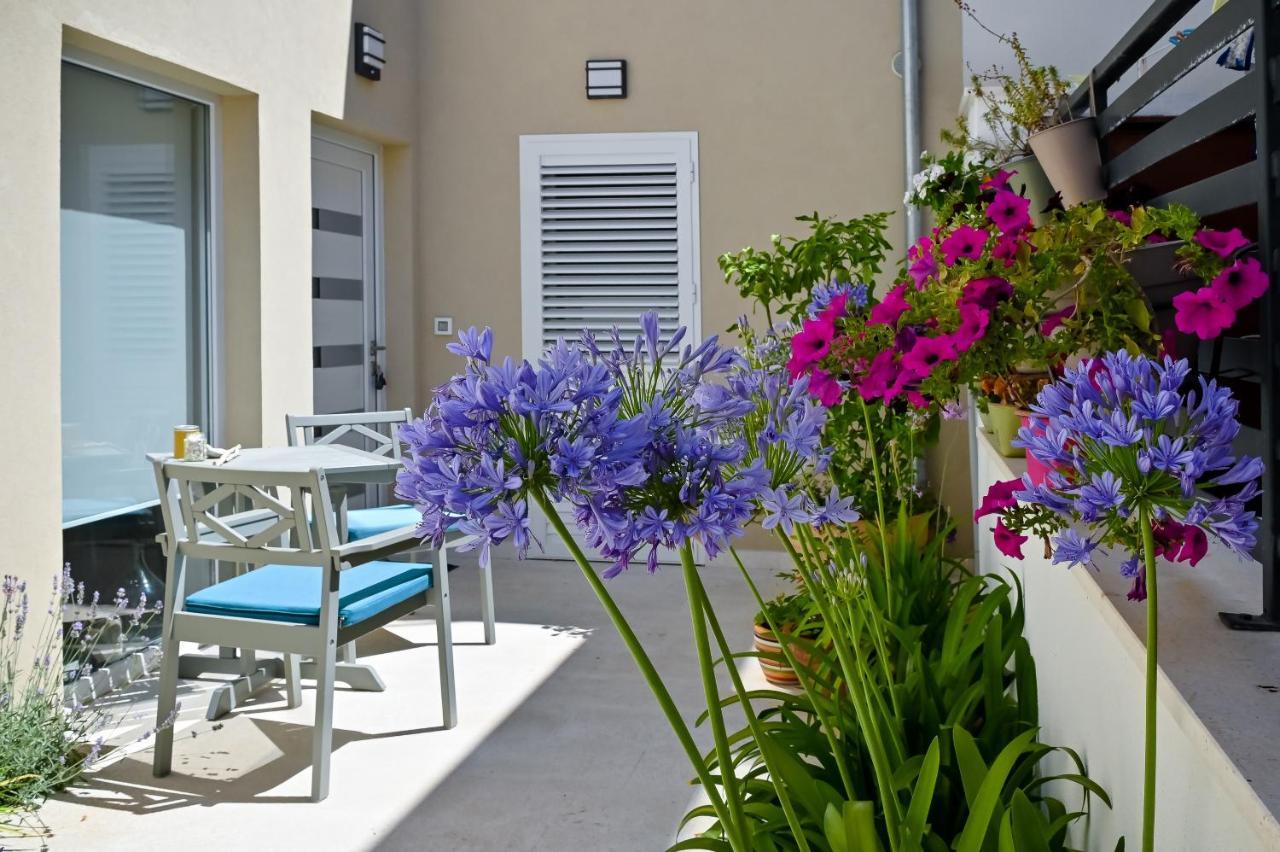 Apartman Festini Pag باغ المظهر الخارجي الصورة